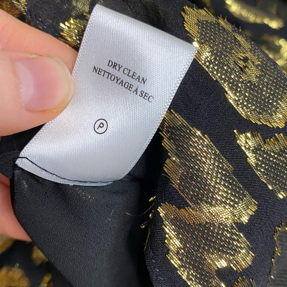 A.L.C. Logan Top Silk Gathered Waist Black/Gold 6 - Picture 9 of 16